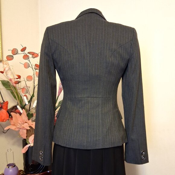 NWT DEPT Women's High Quality Gray Soft Fabric Gray Blazer Jacket Size S 4 - Picture 4 of 15